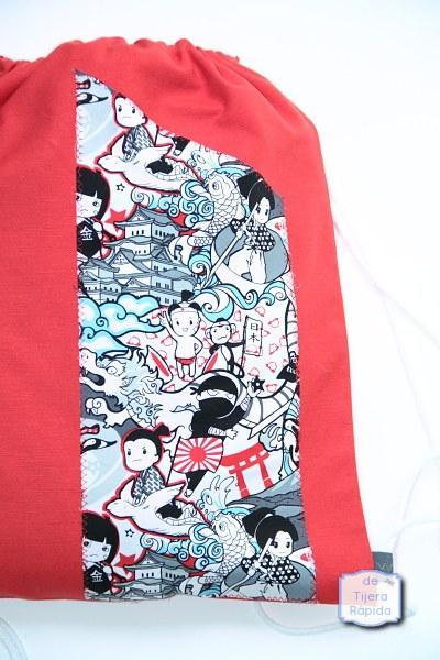 Mei tai estilo asiático con estampado manga