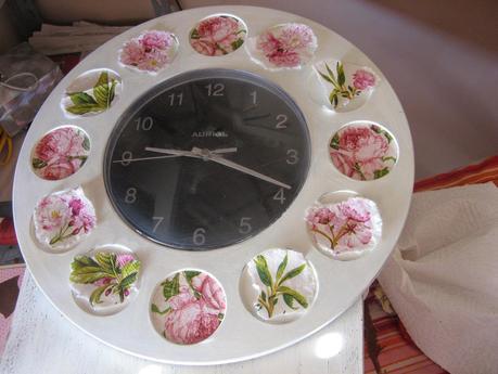 Reciclando una caja de jamón.