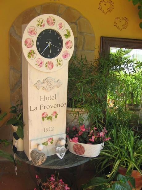 Reciclando una caja de jamón.