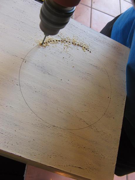 Reciclando una caja de jamón.