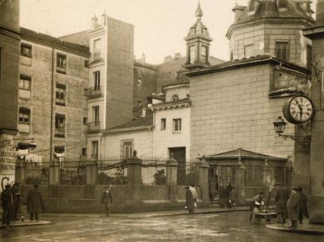Iglesia de San Sebastián y Plaza del Ángel en 1920, Madrid