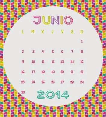 Look de la semana: Vestido camel + jersey calado