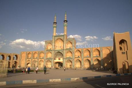 DÍA 7: CONOCIENDO YAZD