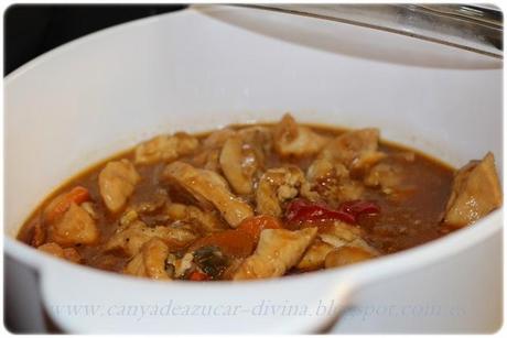 Pollo con almendras en thermomix