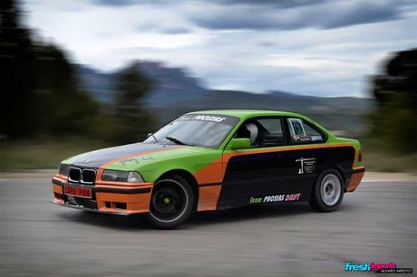 BMW E36.