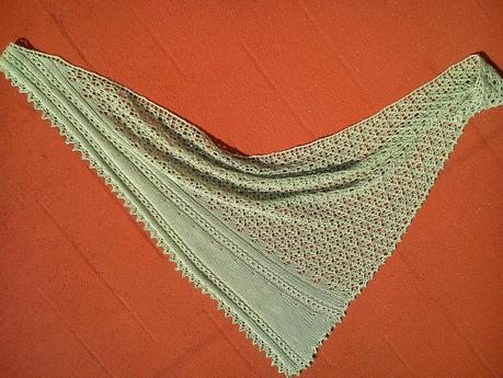 Un Sonetto en verde claro-Shawls