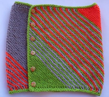 Mi cuello a rayas diagonales