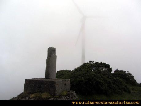 Ruta Llan de Cubel y Cueto: Cima del pico el Cueto