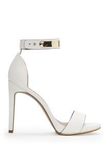 El blanco, un color de verano Blanco, un color de verano