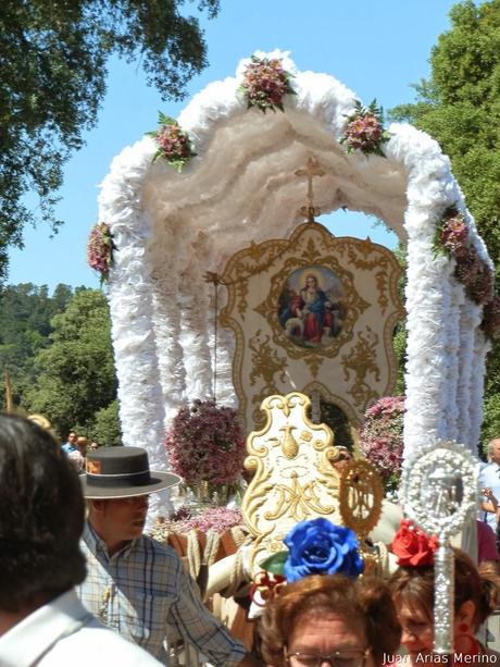 La hermandad en la Romería de la Divina Pastora de Aracena