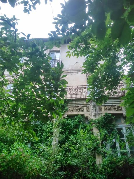 la mansión  abandonada de villa Amada