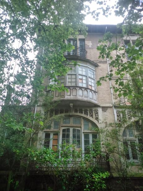 la mansión  abandonada de villa Amada