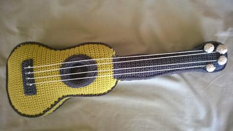 483 – Ukelele bigunki