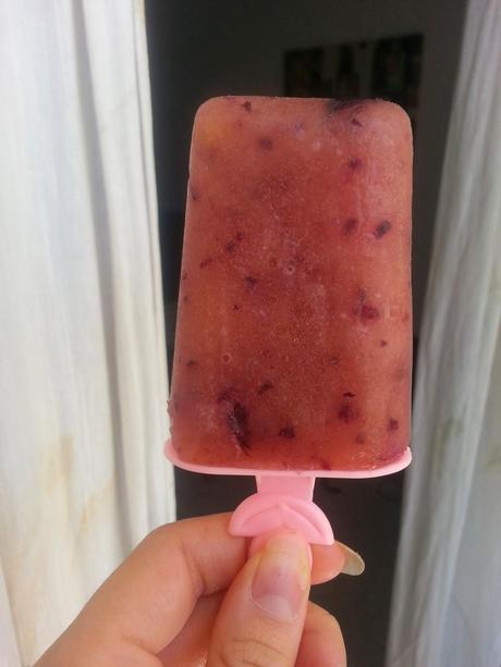 Polos de hielo de fruta muy fáciles