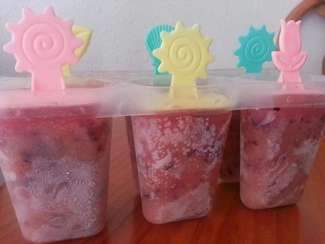 Polos de hielo de fruta muy fáciles