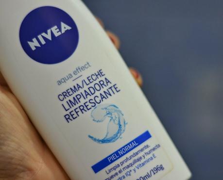 Limpiando la piel con los productos de Nivea!