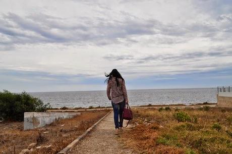 look: mezclando flores y rayas