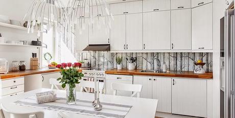 Un dúplex 100% nórdico en blanco y gris