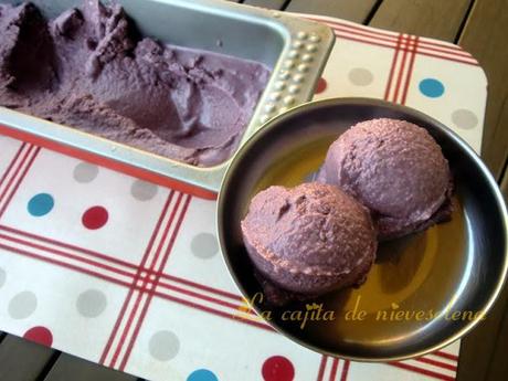 Helado de vino tinto