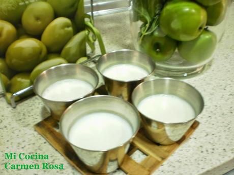 PANNA COTTA CON CULI DE CEREZAS DE ALFARNATE