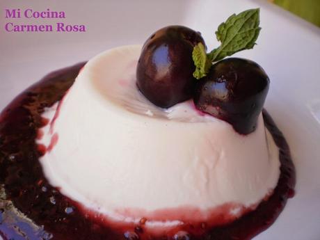PANNA COTTA CON CULI DE CEREZAS DE ALFARNATE