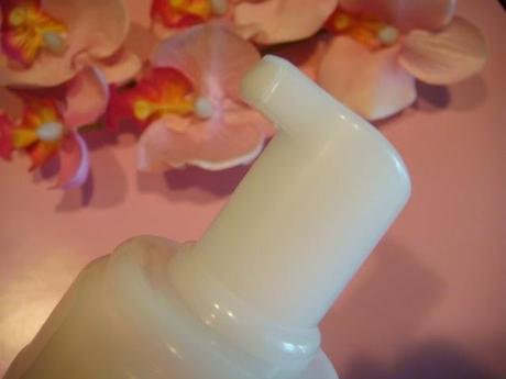 Probando la línea de Pétalos de Rosa de NUXE, gracias a MI FARMA