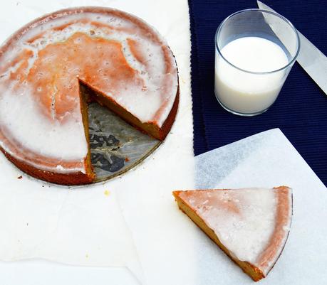 Bizcocho de plátano y cerezas