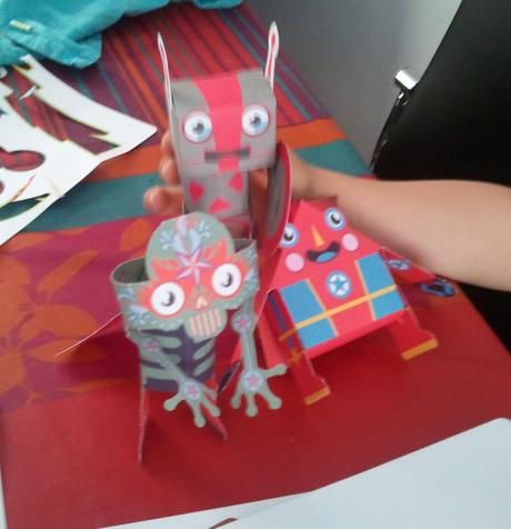 La pluma del querubín:  Paper toys Robots