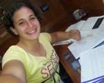Ana Carrasco estudiando para su último examen