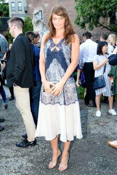 Helena Christensen, con vestido de la colección de verano 2014 de Stella McCartney (Imagen: Joe Schildhorn for BFA).