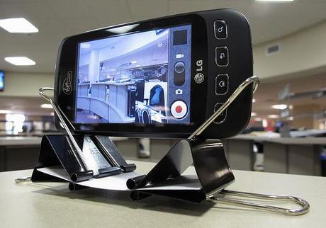 DIY Cell Phone Camera Stand - Photo by  dkfotog on Flickr