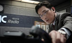 Hitchcock resucitó. O al menos estuvo al lado de Kim Byeong-woo en forma de espíritu mientras filmaba The Terror Live.
