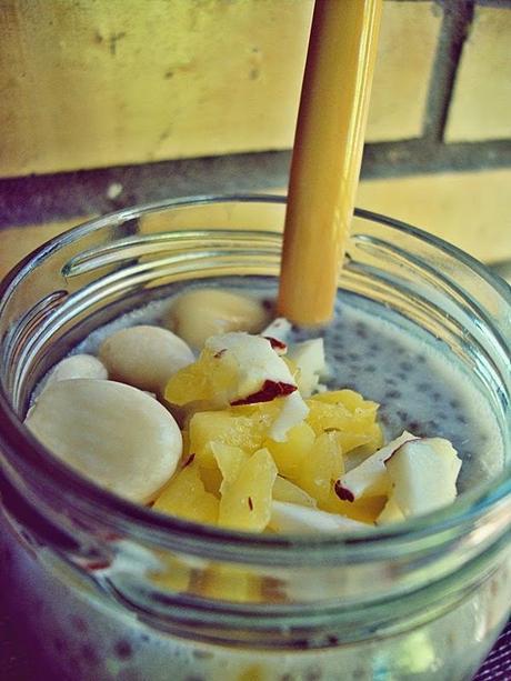 Pudding de chía con mango y coco