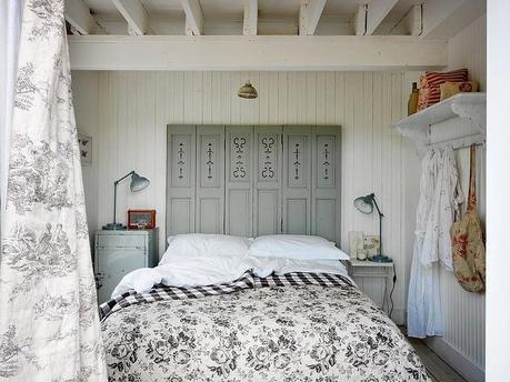 UNA ROMÁNTICA CASA JUNTO A LA PLAYA