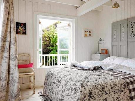 UNA ROMÁNTICA CASA JUNTO A LA PLAYA