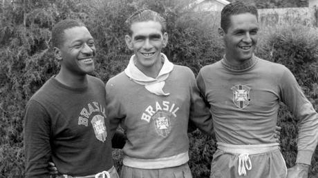 Gilmar (derecha), Castilho (centro) junto a Moacir Barbosa (izquierda), el portero del Maracanazo. moacir barbosa Moacir Barbosa o cuando el gol conduce al olvido Maracanazo 1