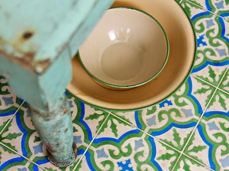 ENTRE TONOS DE VERDE...