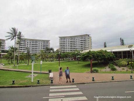 Noumea; Place des Cocotiers, el lugar de encuentro