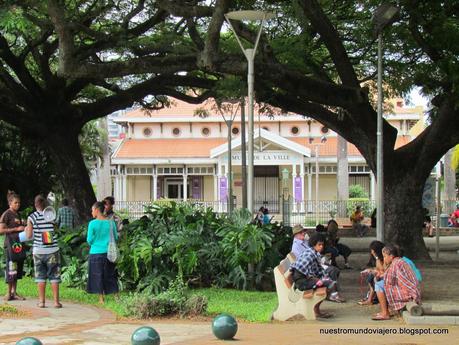 Noumea; Place des Cocotiers, el lugar de encuentro