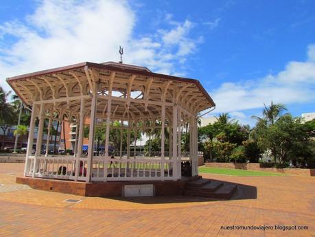 Noumea; Place des Cocotiers, el lugar de encuentro