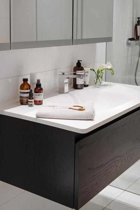 papel de pared de Ferm Living muebles de diseño moderna estantería String mesa de centro bandeja de HAY estilo nórdico decoración estilo nórdico escandinavo decoración de salones decoración de dormintorios blog decoracion interiores 