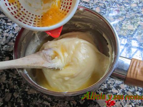 VOLAVANES CASEROS RELLENOS DE CREMA DE PARMESANO