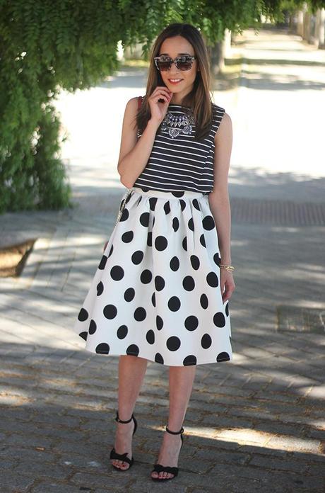 Dots & Stripes