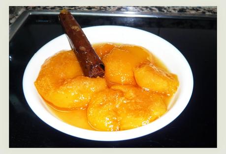 Cocina conmigo: Melocotones al cava