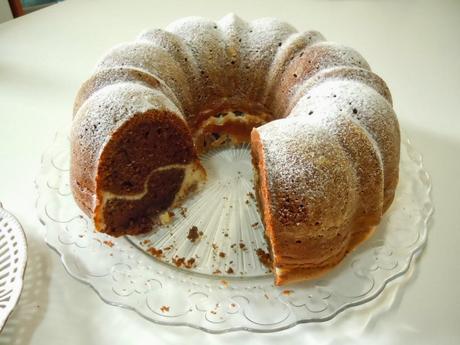 Bundt de chocolate y queso.