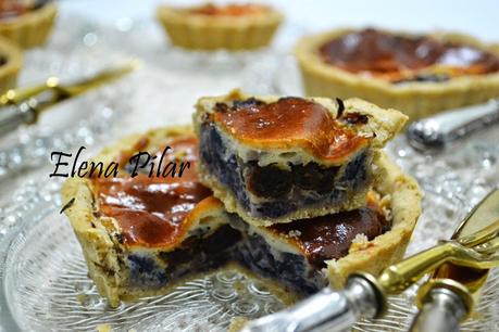 Tartaletas de lombarda y pasas con queso fresco (Thermomix)