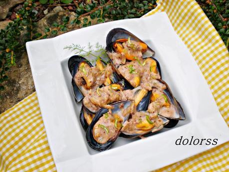Mejillones con salsa de mostaza