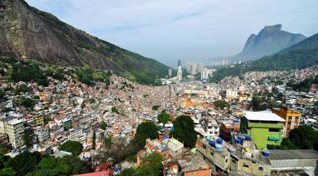Rocinha_rio_de_janeiro_panorama_2010