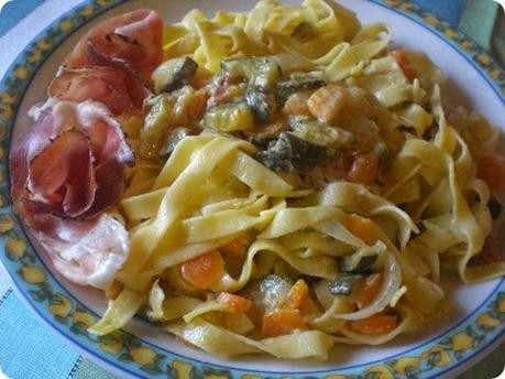 Tagliatelle verdurine e speck