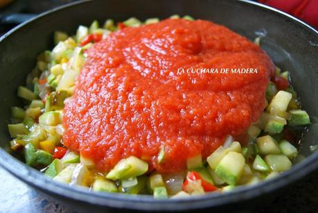 LASAÑA DE VERDURAS Y ACEITUNAS